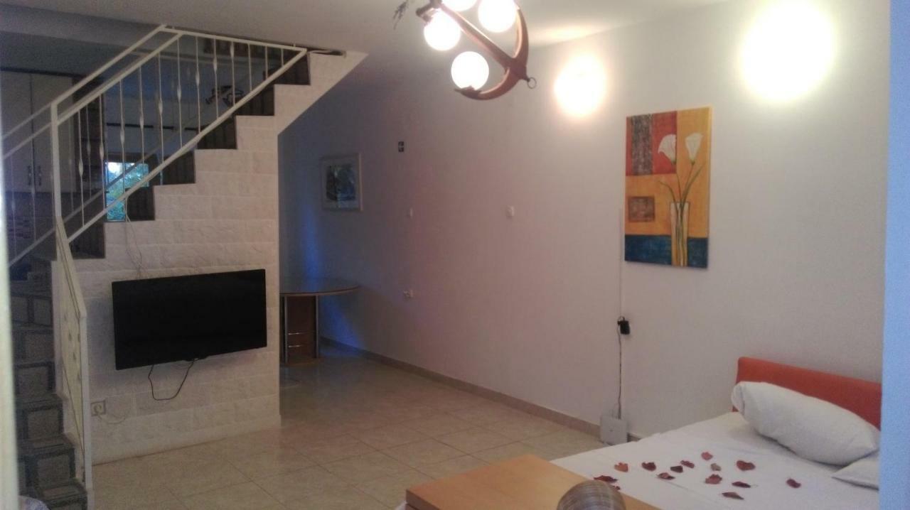 Apartman Restovic Bol Ngoại thất bức ảnh